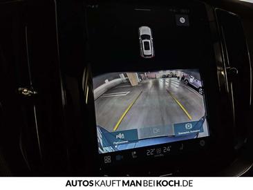 Volvo XC60 B4 Core — photo 13