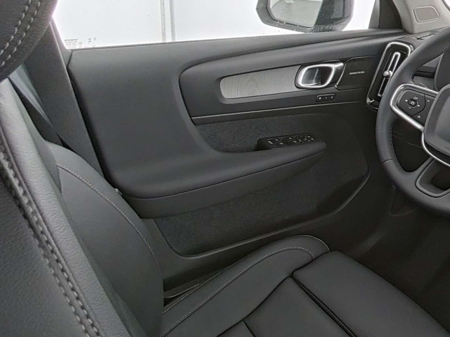 Volvo XC40 B3 Plus - 2025 - Joinsteer - #7