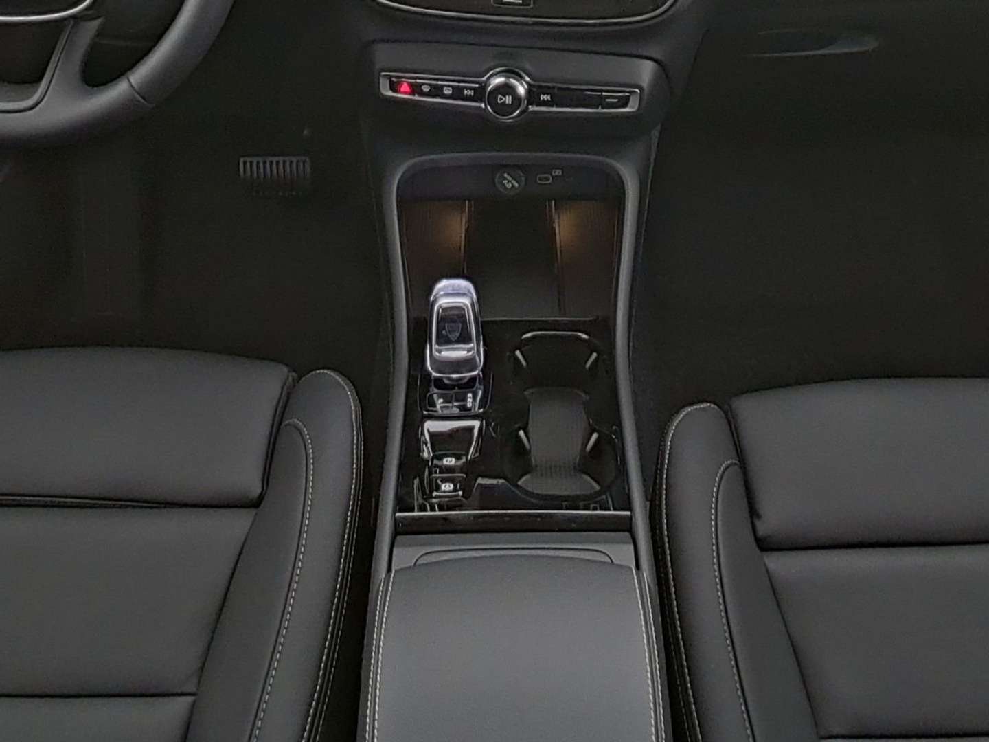 Volvo XC40 B3 Plus - 2025 - Joinsteer - #10