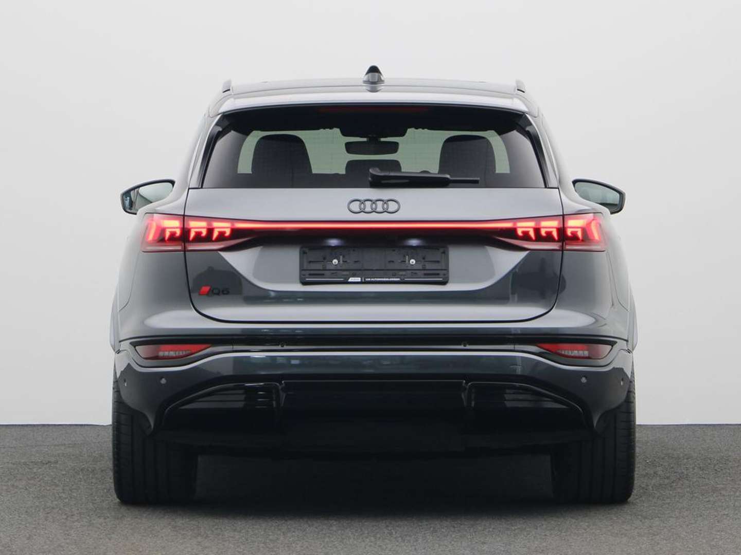Audi Q6 E-tron S Line Performance - 2024 - Joinsteer - #2