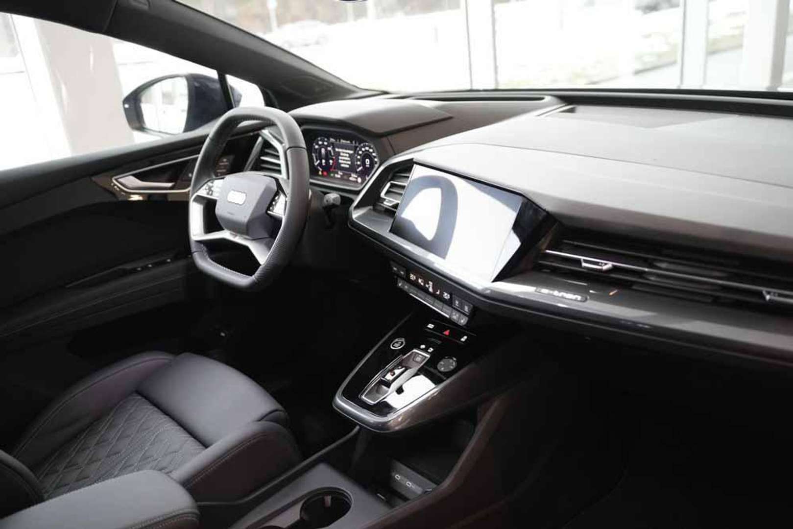 Audi Q4 E-tron Sportback S Line 50 E-tron - 2024 - Joinsteer - #16