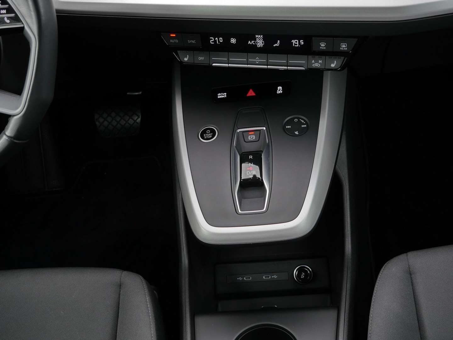 Audi Q4 E-tron Sportback 35 E-tron - 2023 - Joinsteer - #7