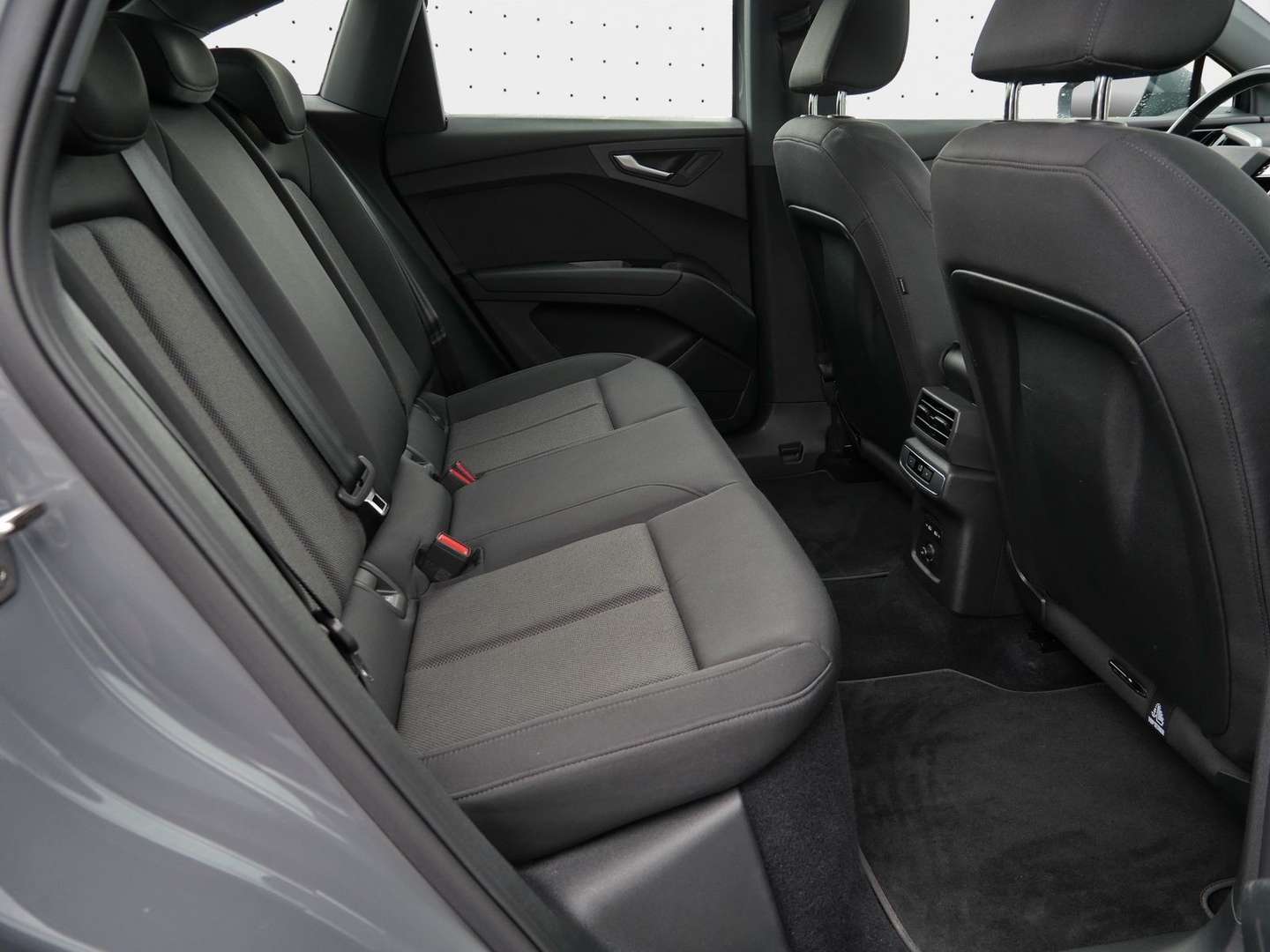 Audi Q4 E-tron Sportback 35 E-tron - 2023 - Joinsteer - #16