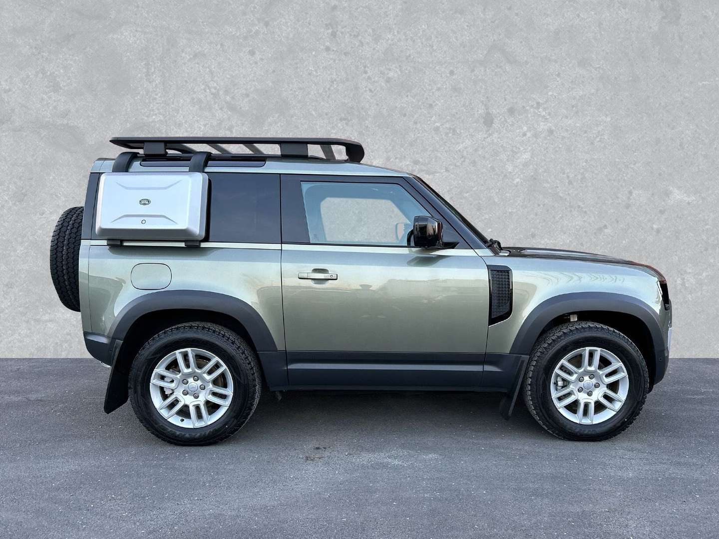 Land Rover Defender 90 D200 S AWD / Luftfederung / Winter P - 2025 - Joinsteer - #5