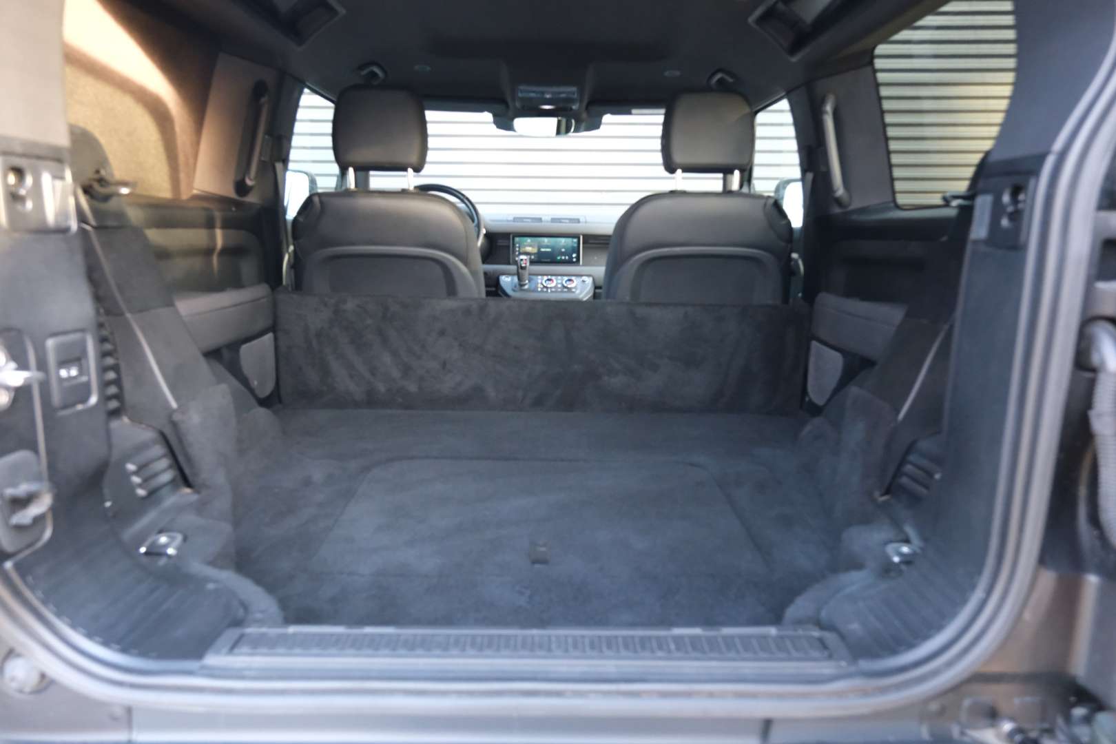 Land Rover Defender 90 X-Dynamic SE 3.0 D200 MHEV - 2023 - Joinsteer - #19