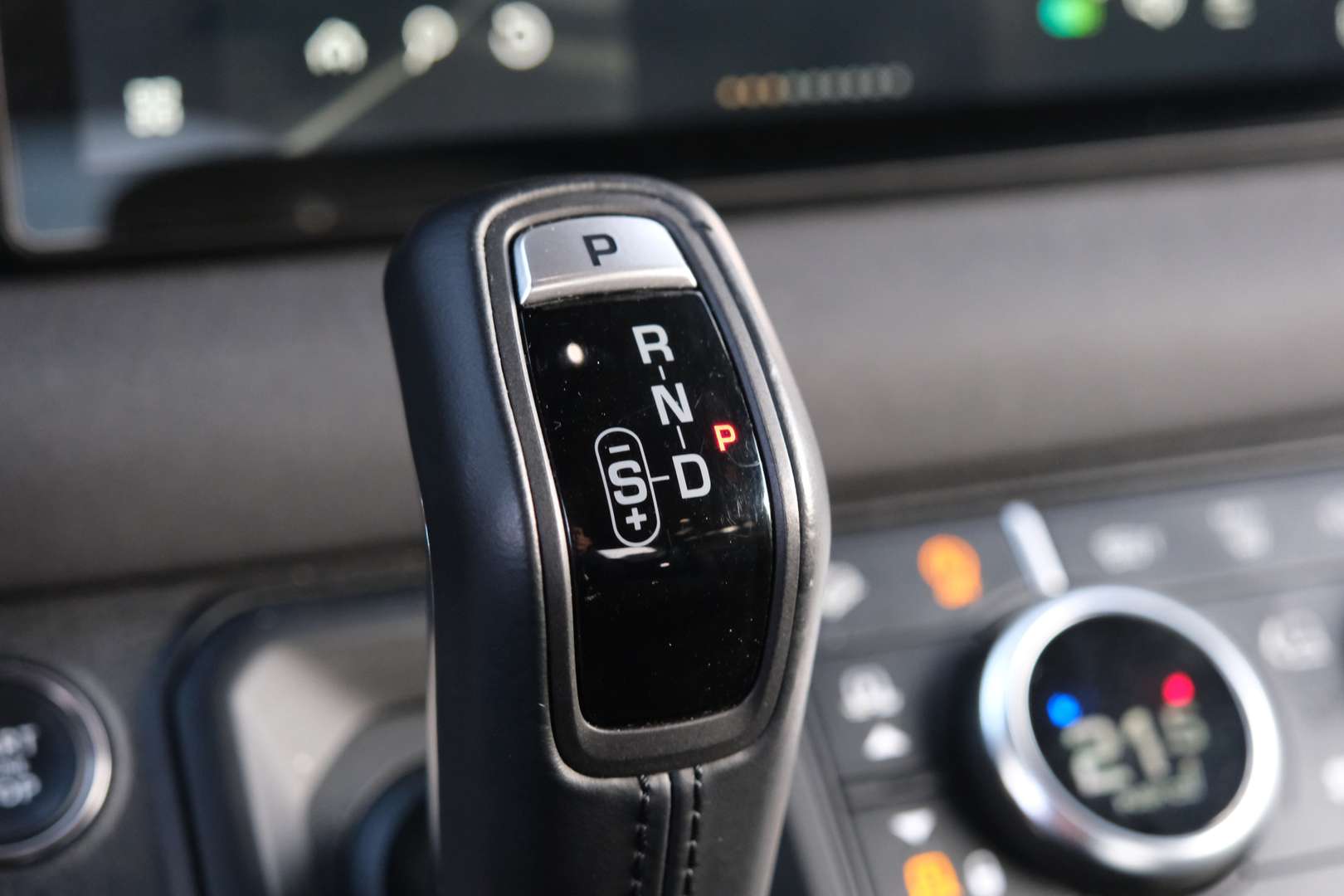 Land Rover Defender 90 X-Dynamic SE 3.0 D200 MHEV - 2023 - Joinsteer - #32