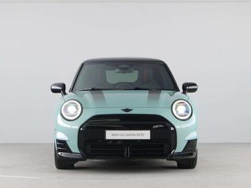 Mini Cooper SE JCW Cooper SE — photo 5