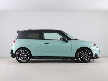 Mini Cooper SE JCW Cooper SE — photo 7