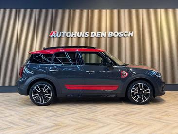 Mini Countryman JCW Cooper SE — photo 4