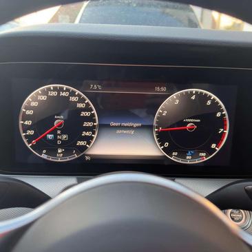 Mercedes Classe E 200 AMG Line — photo 34