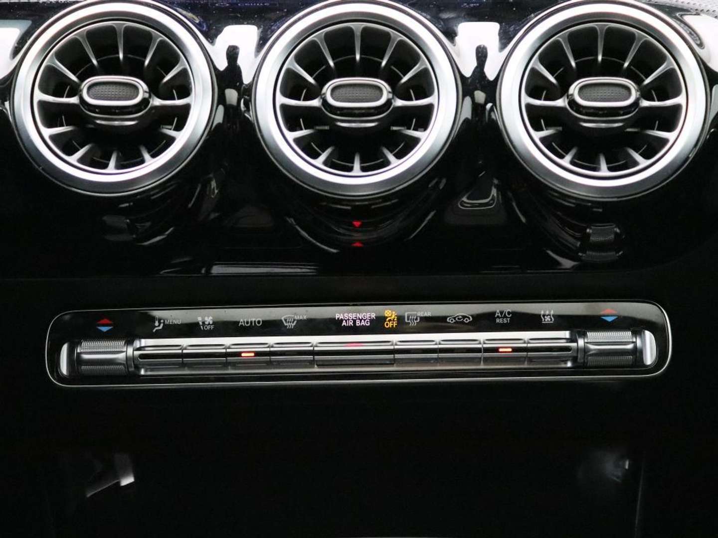 Mercedes CLA 250 E 250 AMG Line - 2025 - Joinsteer - #14