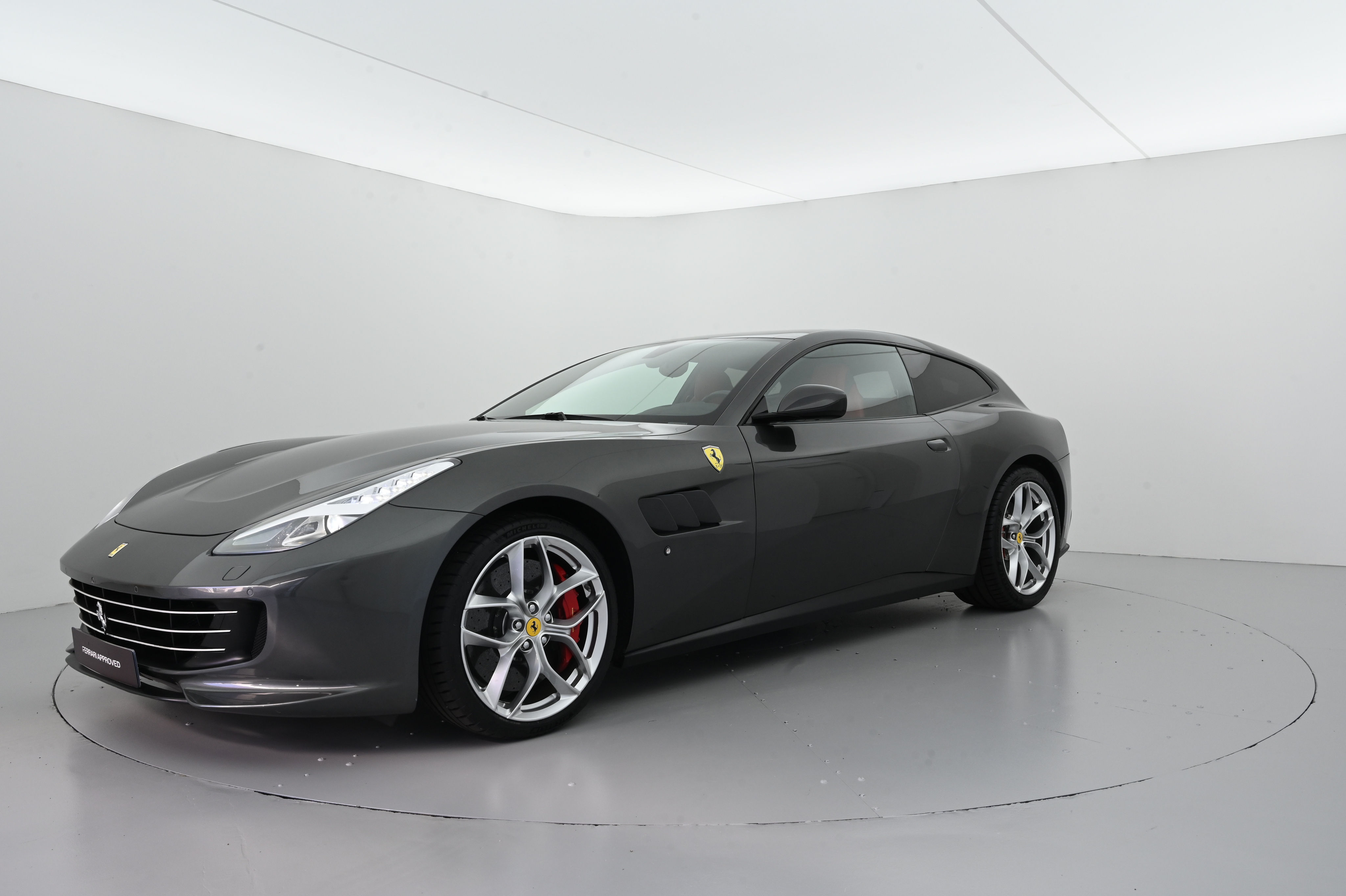 Ferrari GTC4Lusso T - 2017 - Joinsteer - #1