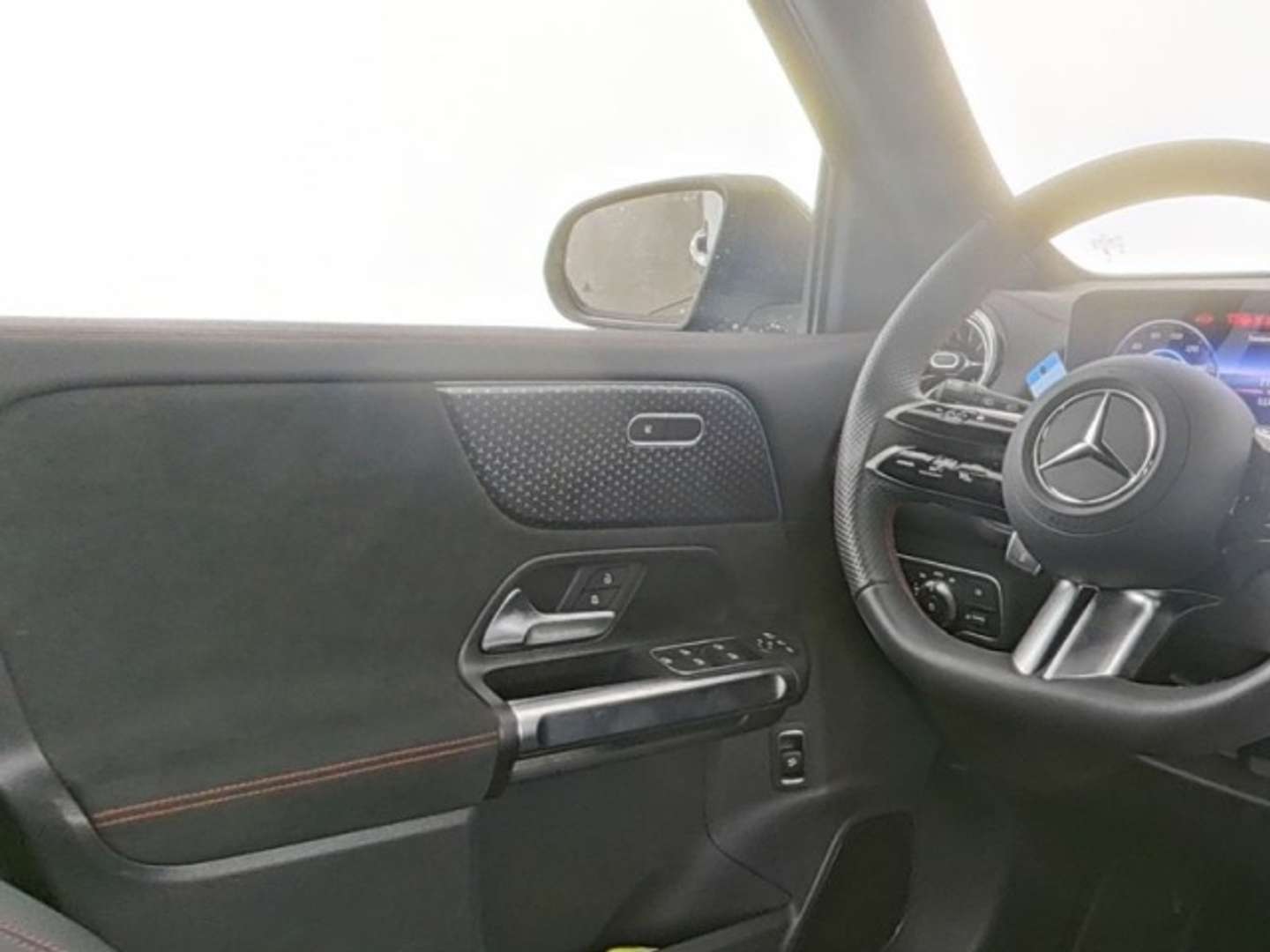 Mercedes EQB 250+ AMG Line - 2025 - Joinsteer - #8