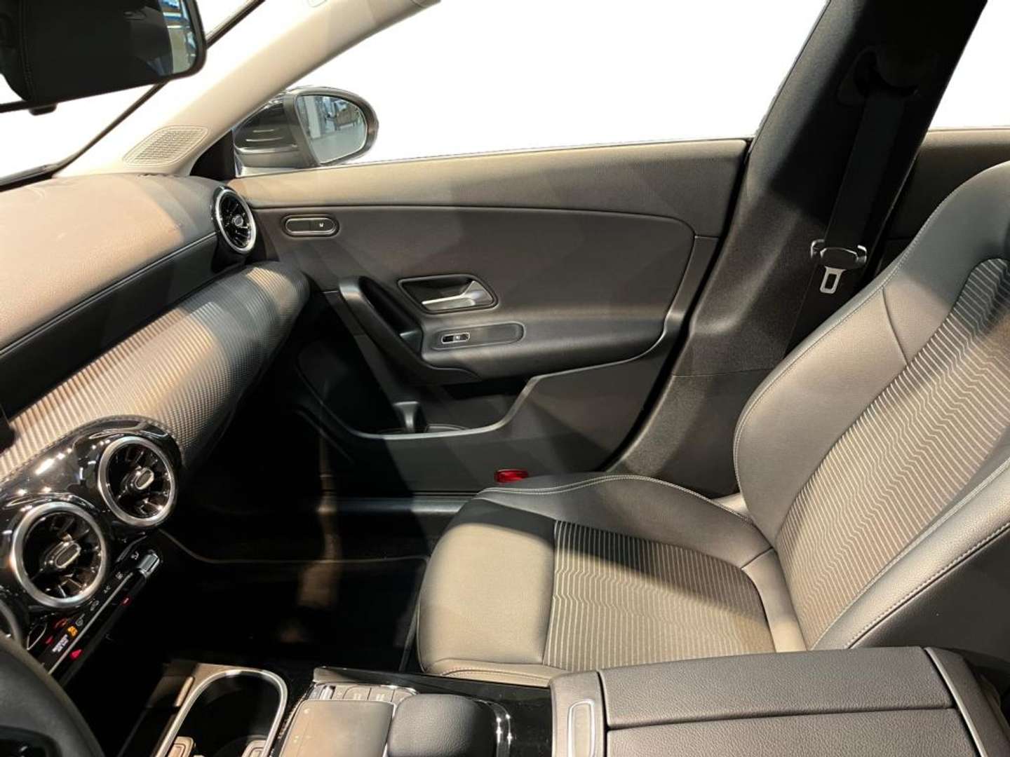 Mercedes CLA 250 E Shooting Brake 250 - 2022 - Joinsteer - #4