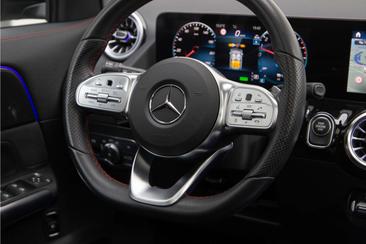 Mercedes GLA 250 250 AMG Line — photo 21