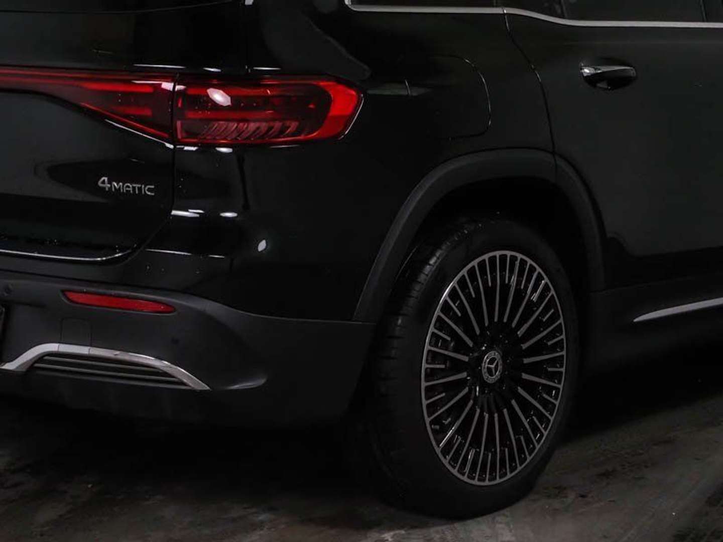 Mercedes EQB 300 AMG Line - 2024 - Joinsteer - #3