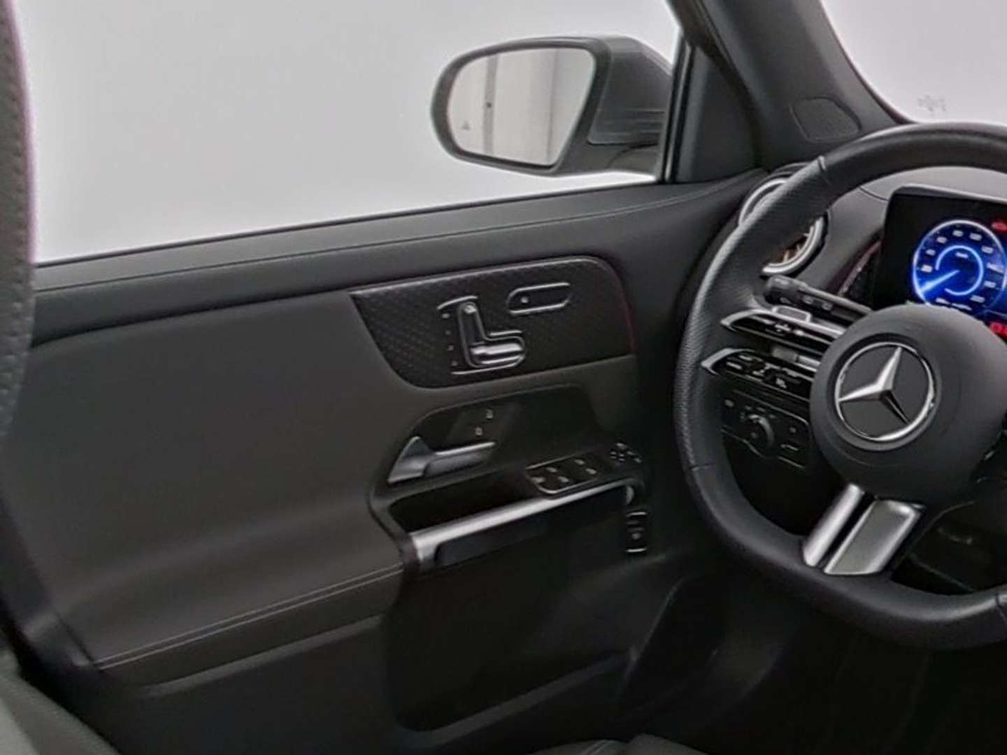 Mercedes EQB 350 - 2024 - Joinsteer - #3