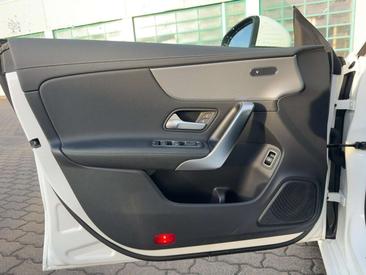 Mercedes CLA 250 E Coupé 250 Progressive — photo 13