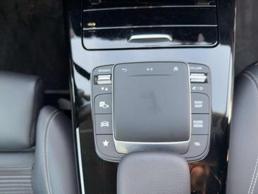 Mercedes CLA 250 E Coupé 250 Progressive — photo 17