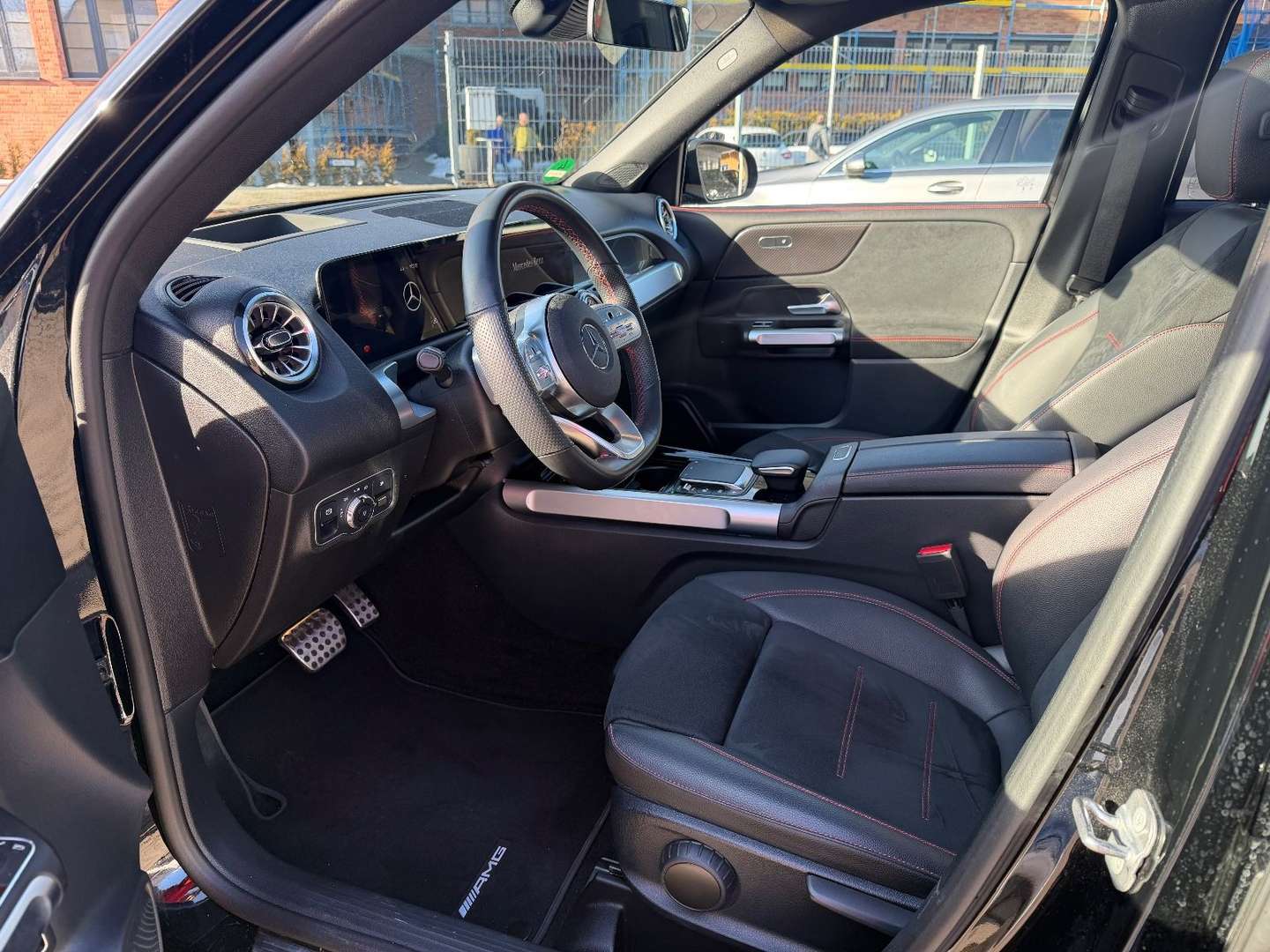 Mercedes GLB 200 Night Edition - 2024 - Joinsteer - #13