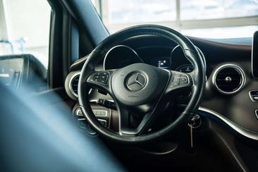 Mercedes V 250 250 Avantgarde — photo 15