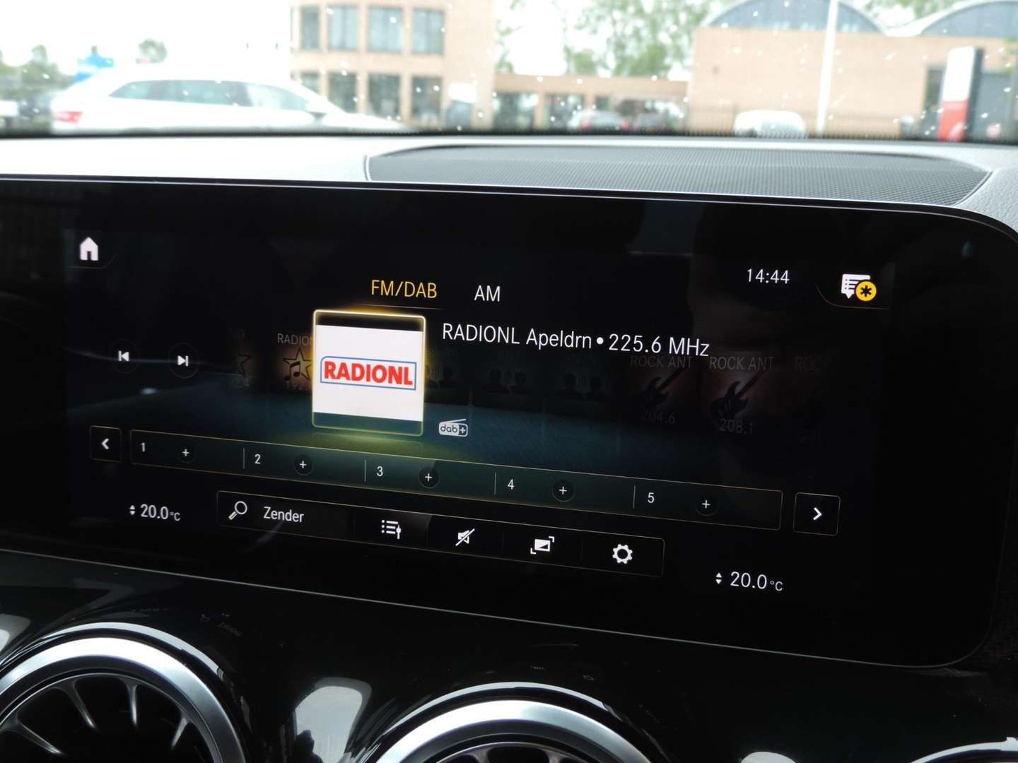 Mercedes GLB 200 Business - 2021 - Joinsteer - #36