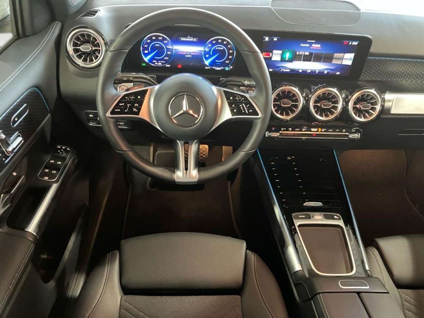 Mercedes EQB 300 Premium Plus - 2025 - Joinsteer - #7