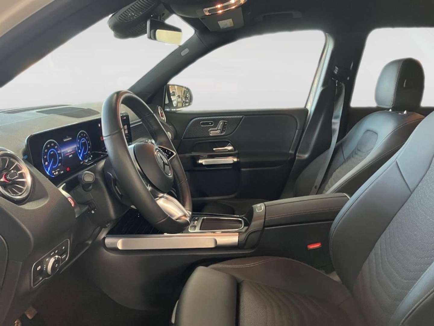 Mercedes EQB 300 Premium Plus - 2025 - Joinsteer - #10