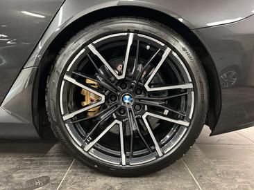 BMW M5 Touring — photo 5