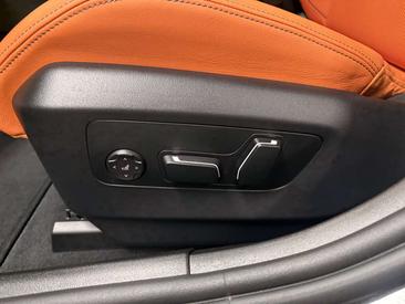 BMW M5 Touring — photo 32