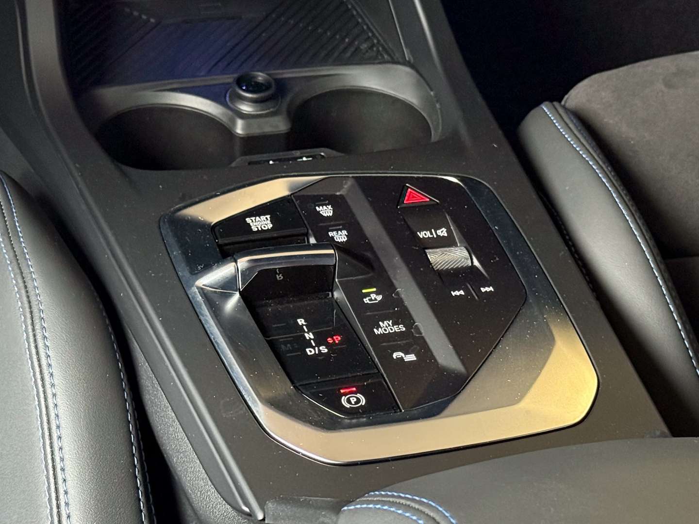 BMW 118 118d - 2024 - Joinsteer - #28