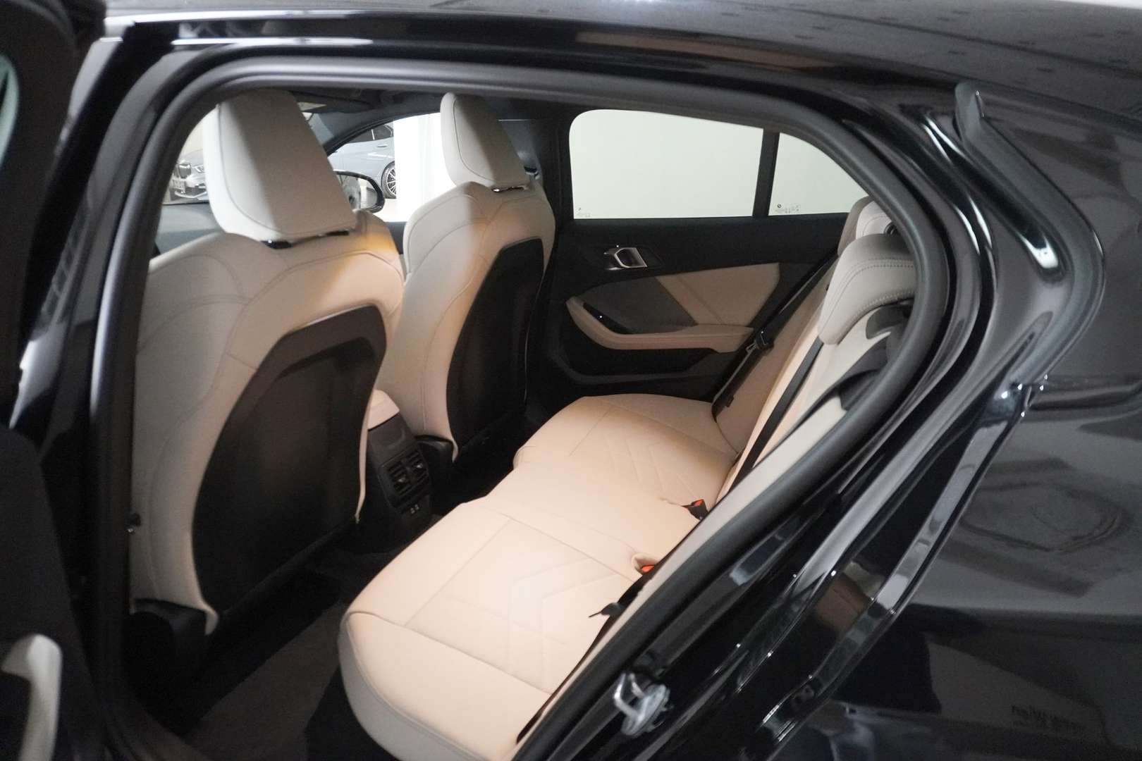 BMW 118 118d - 2026 - Joinsteer - #8