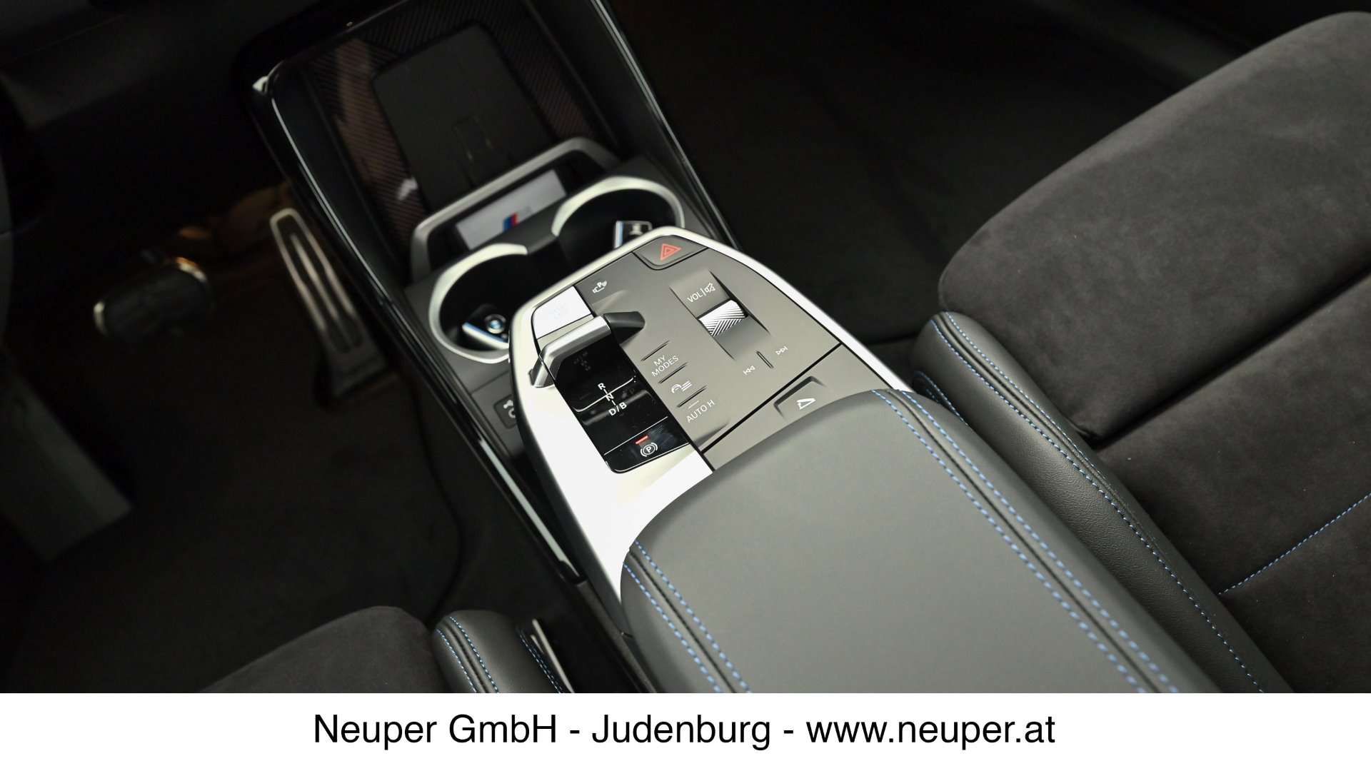 BMW IX1 XDrive30 - 2024 - Joinsteer - #14