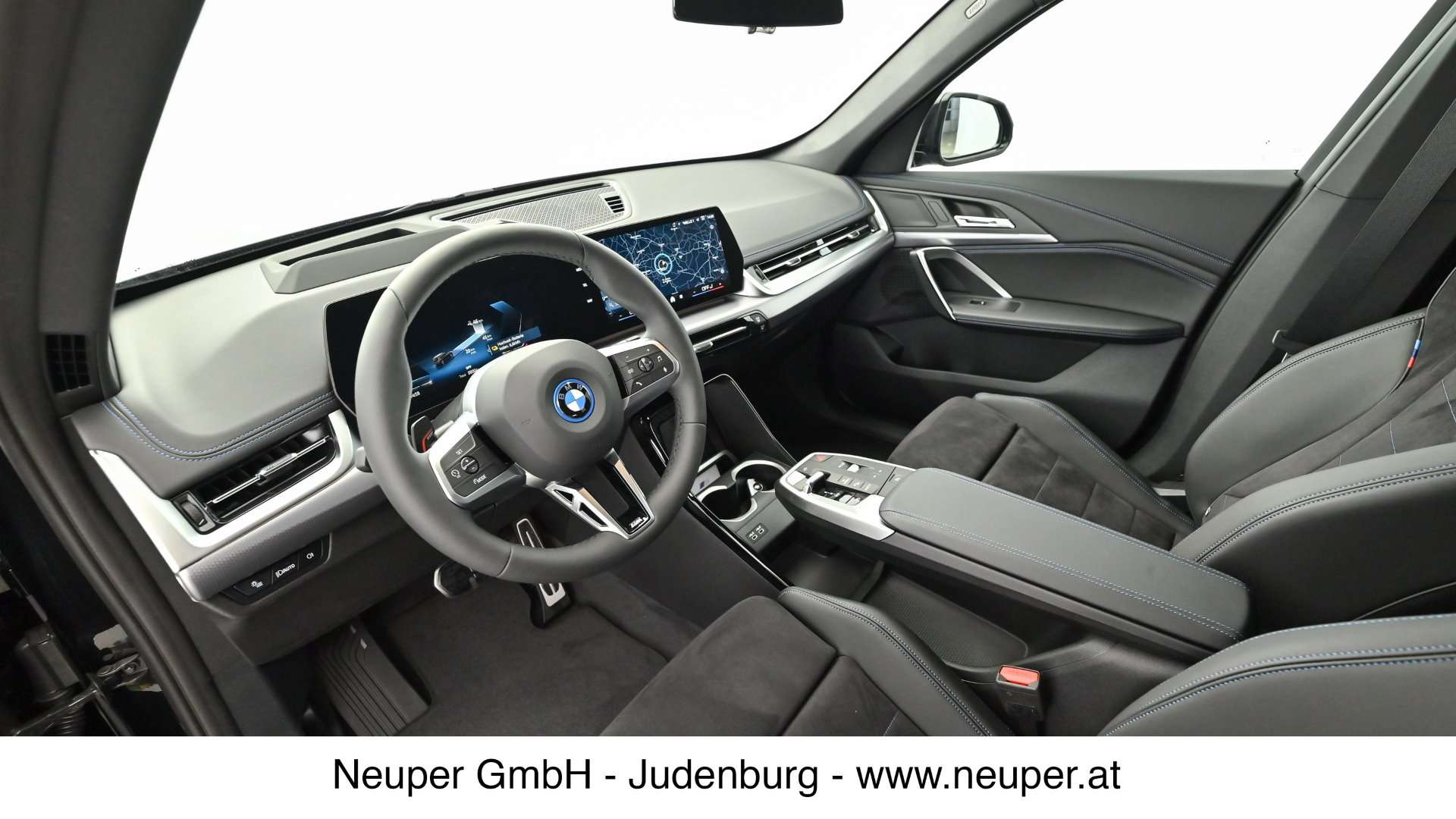 BMW IX1 XDrive30 - 2024 - Joinsteer - #15