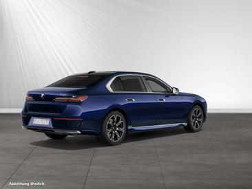 BMW Série 7 750e XDrive — photo 2