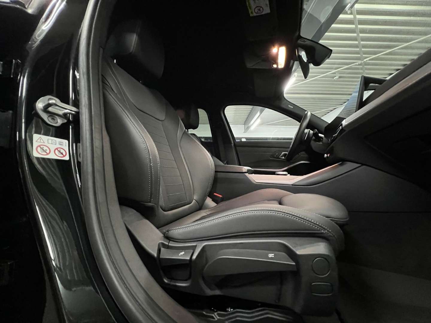 BMW Série 3 Touring Innovation 318d - 2023 - Joinsteer - #18