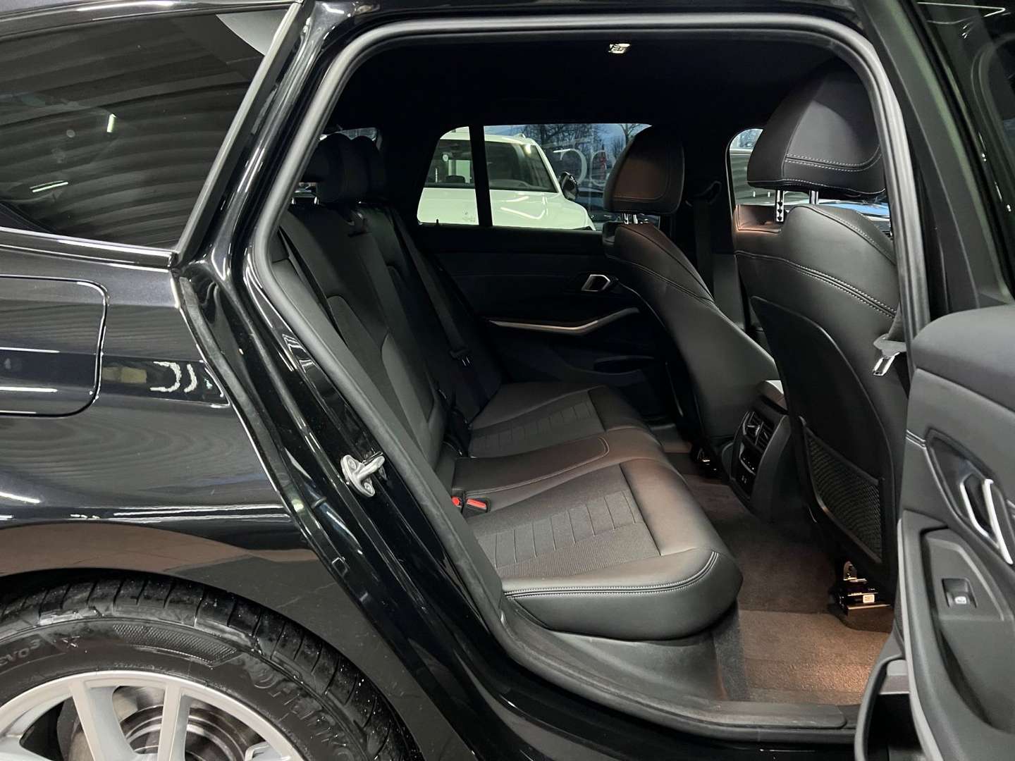 BMW Série 3 Touring Innovation 318d - 2023 - Joinsteer - #20