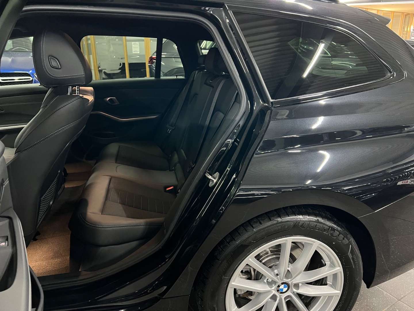 BMW Série 3 Touring Innovation 318d - 2023 - Joinsteer - #24