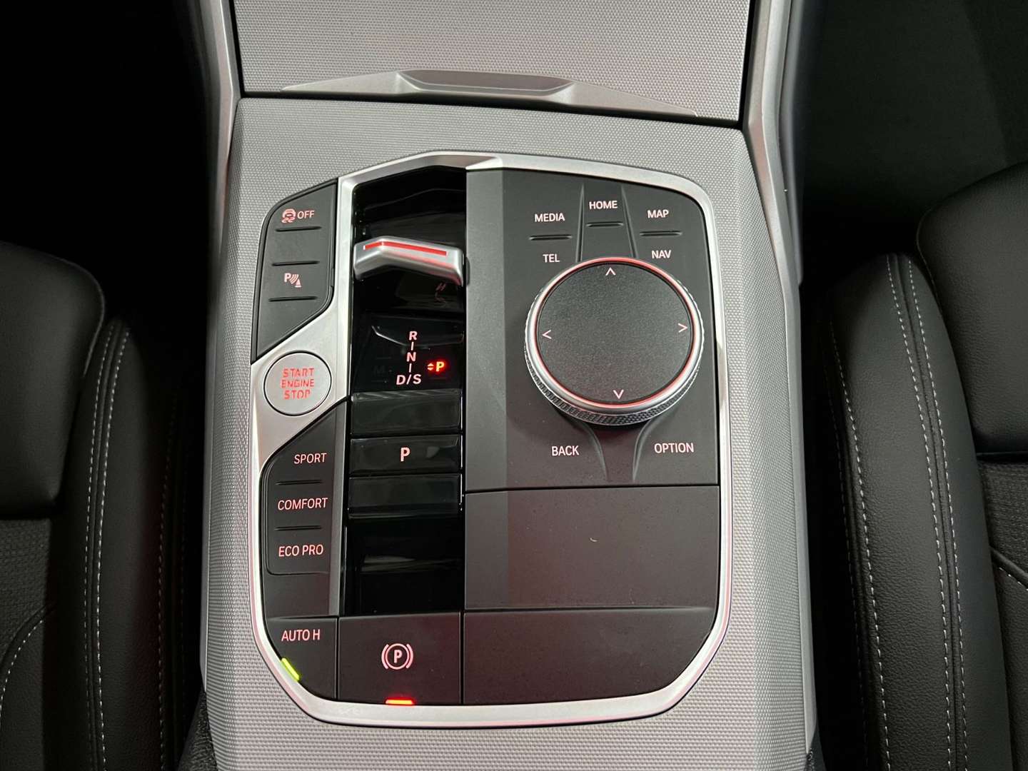 BMW Série 3 Touring Innovation 318d - 2023 - Joinsteer - #30