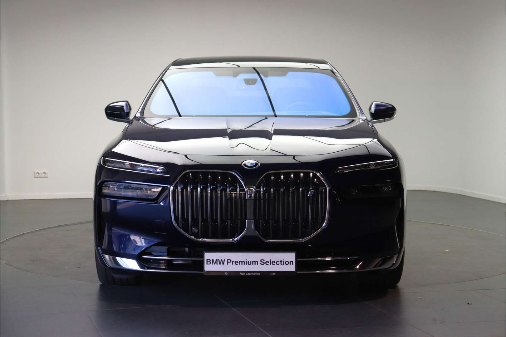 BMW I7 High Executive EDrive50 - 2026 - Joinsteer - #4