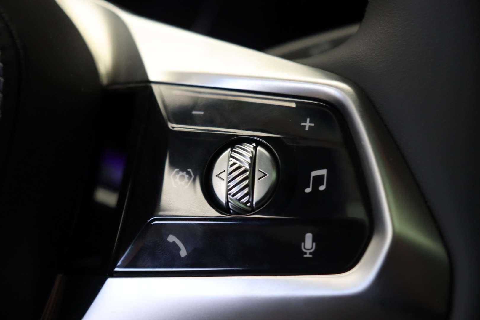 BMW I7 High Executive EDrive50 - 2026 - Joinsteer - #16