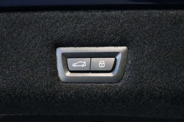 BMW I7 High Executive EDrive50 — photo 26