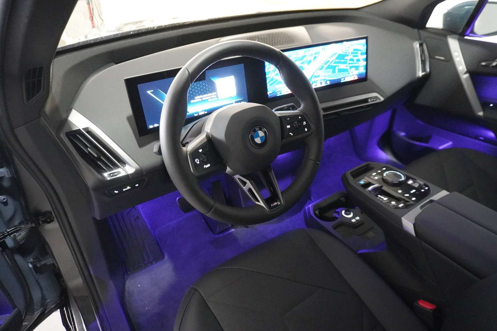 BMW IX XDrive50 - 2025 - Joinsteer - #5