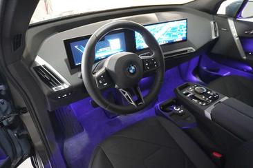 BMW IX XDrive50 — photo 5