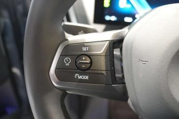 BMW IX XDrive50 — photo 16