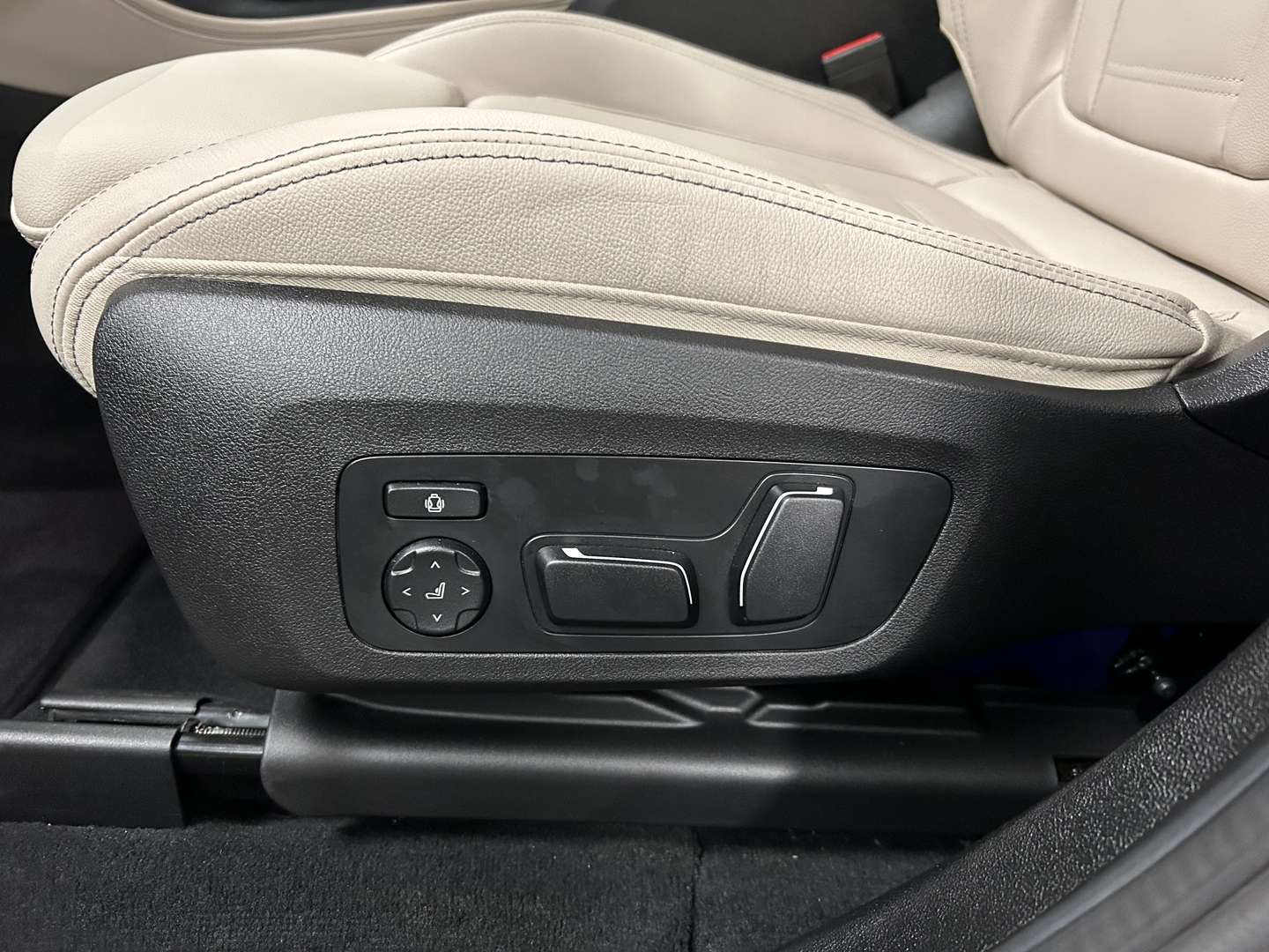 BMW X4 M M Sport 40d - 2025 - Joinsteer - #24