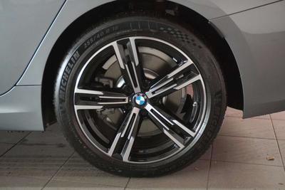 BMW 330e 330e XDrive