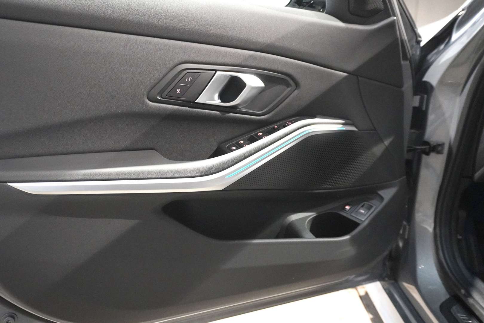 BMW 330e 330e XDrive - 2025 - Joinsteer - #22