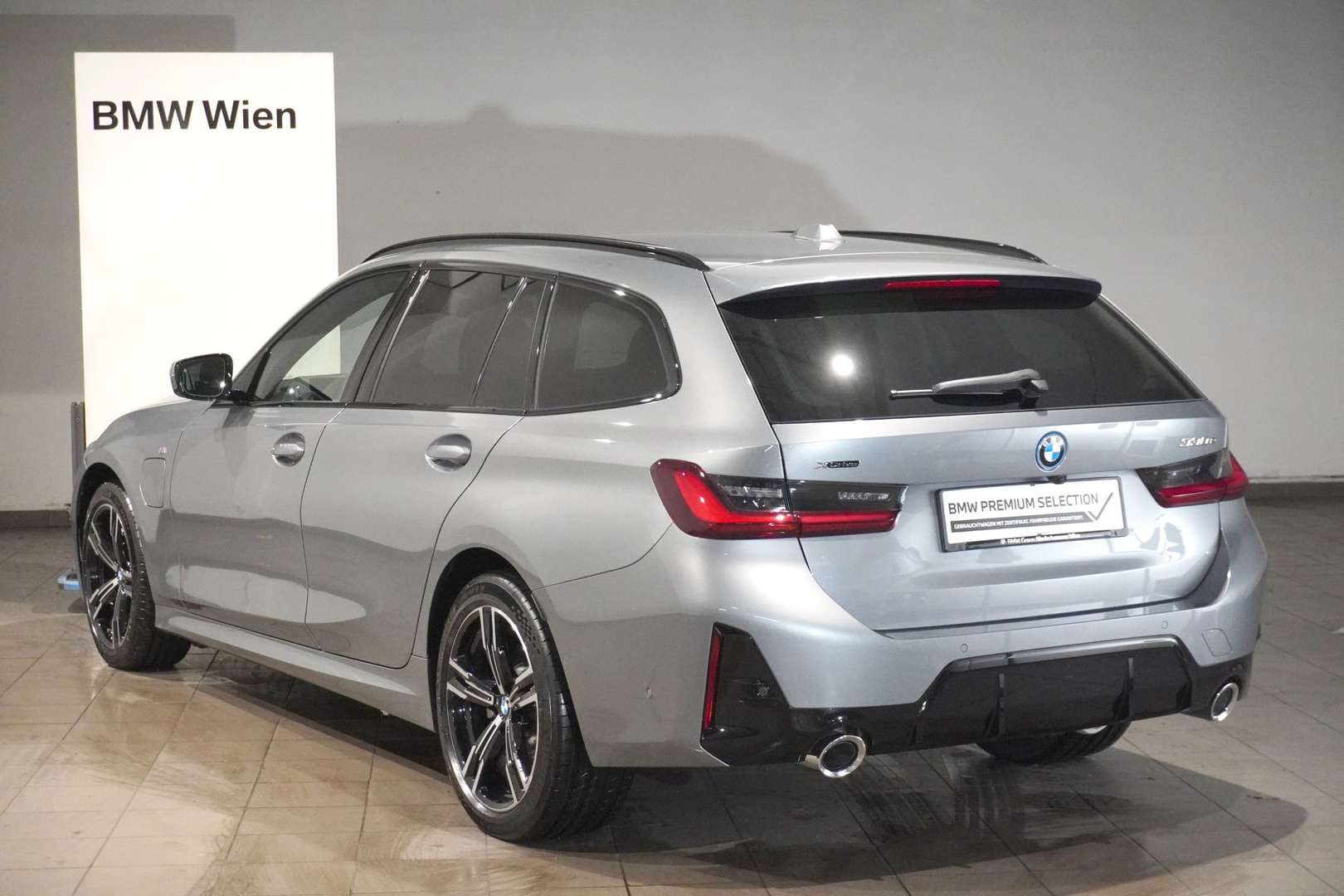 BMW 330e 330e XDrive - 2025 - Joinsteer - #25