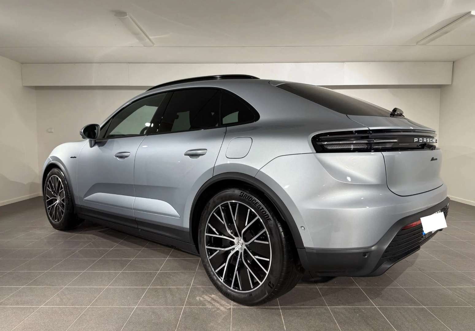 Porsche Macan Electrique - 2025 - Joinsteer - #2